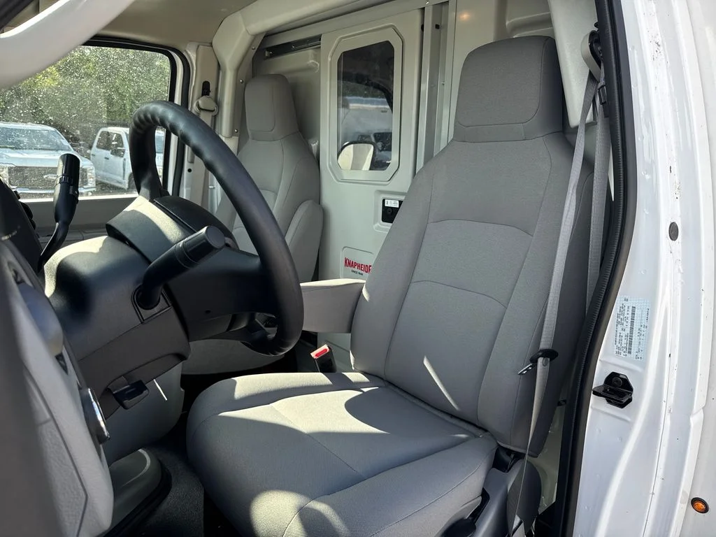 2026 Ford E-Series Cutaway Base - Photo 18