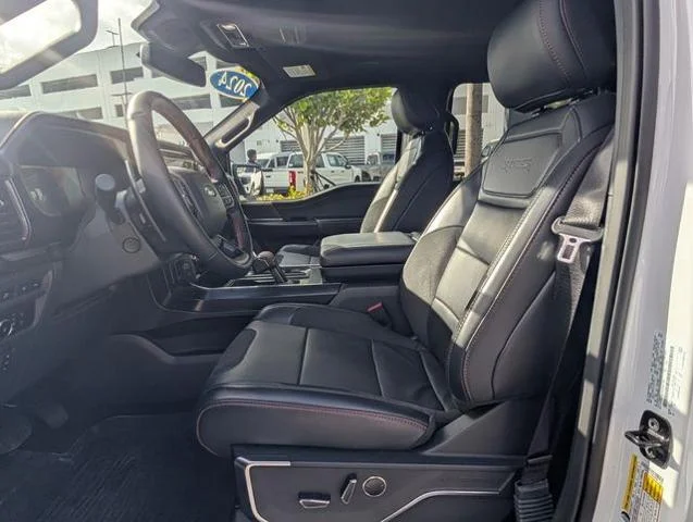 2024 Ford F-150 Raptor - Photo 32