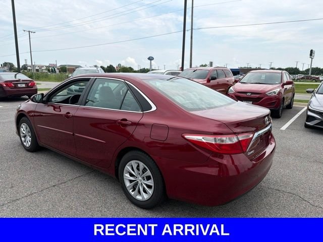 Used 2017 Red Toyota LE image 12