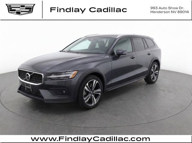 2025 Volvo V60 Cross Country B5 Plus AWD's photo