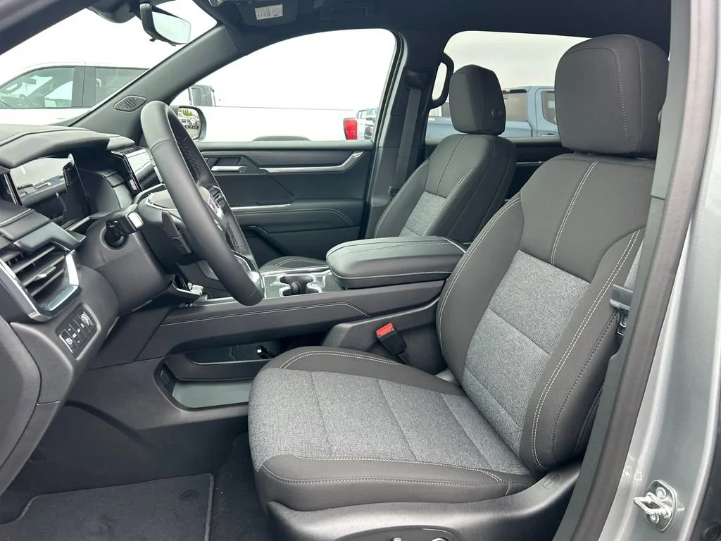 2026 GMC Acadia Elevation - Photo 17
