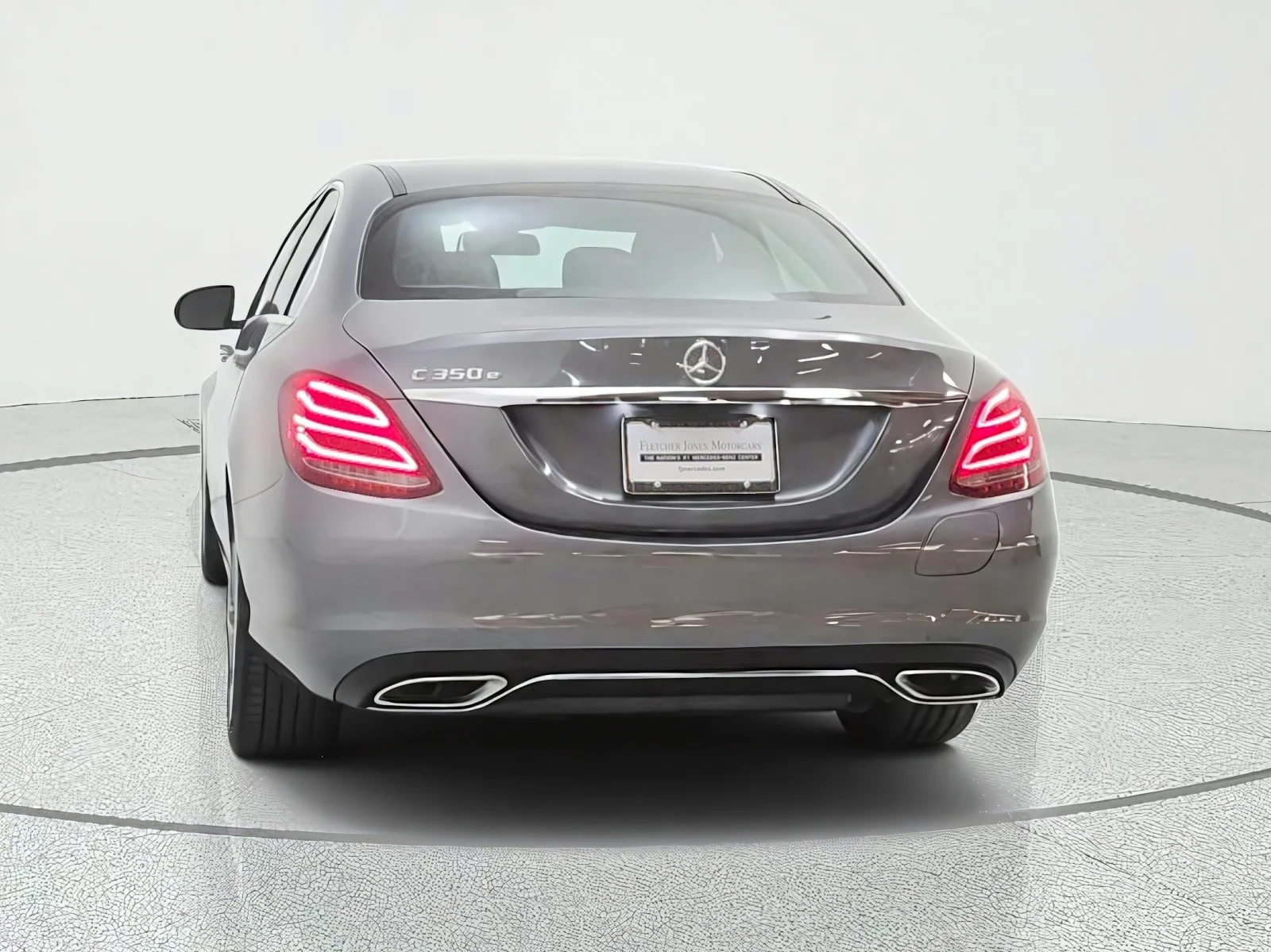 Used 2018 Selenite Grey Metallic Mercedes-Benz C 350e Sedan image 6