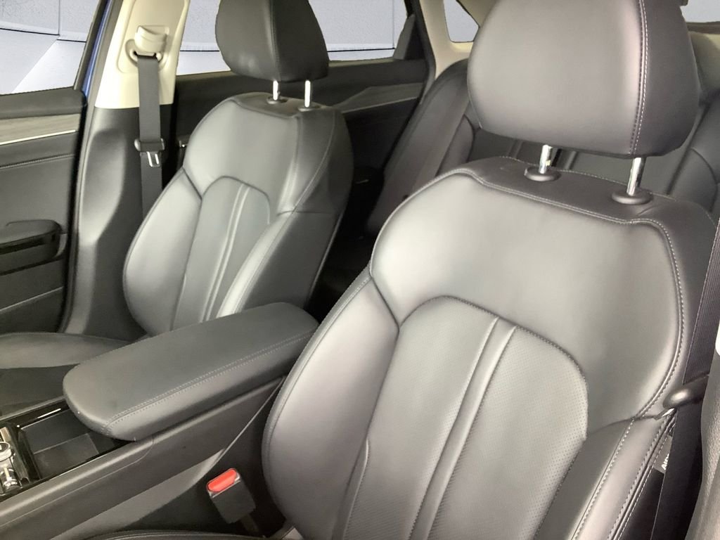2025 Kia K5 EX - Photo 8