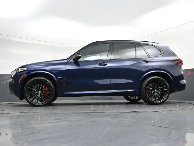 Certified Used 2026 Blue BMW M60i image 34
