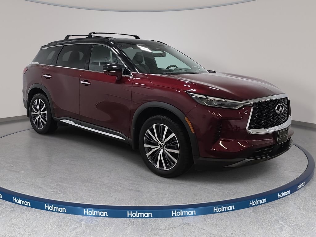 Used 2023 Deep Bordeaux/Black Obsidian INFINITI Autograph image 4