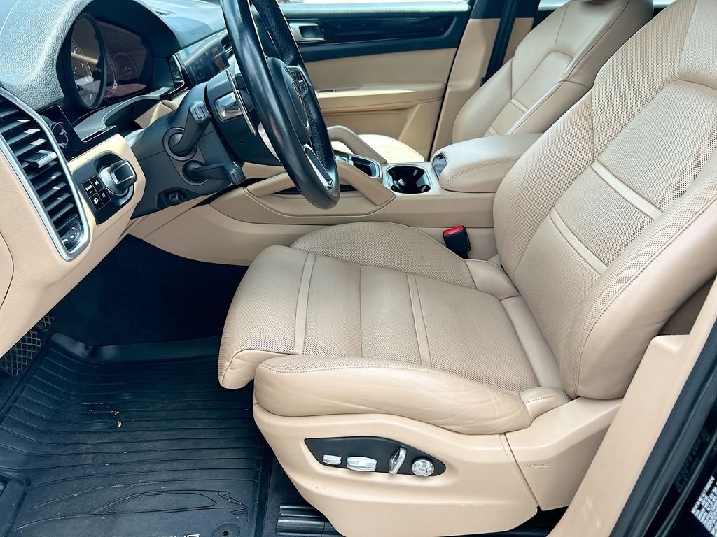 Used 2020 Black Porsche E-Hybrid image 12