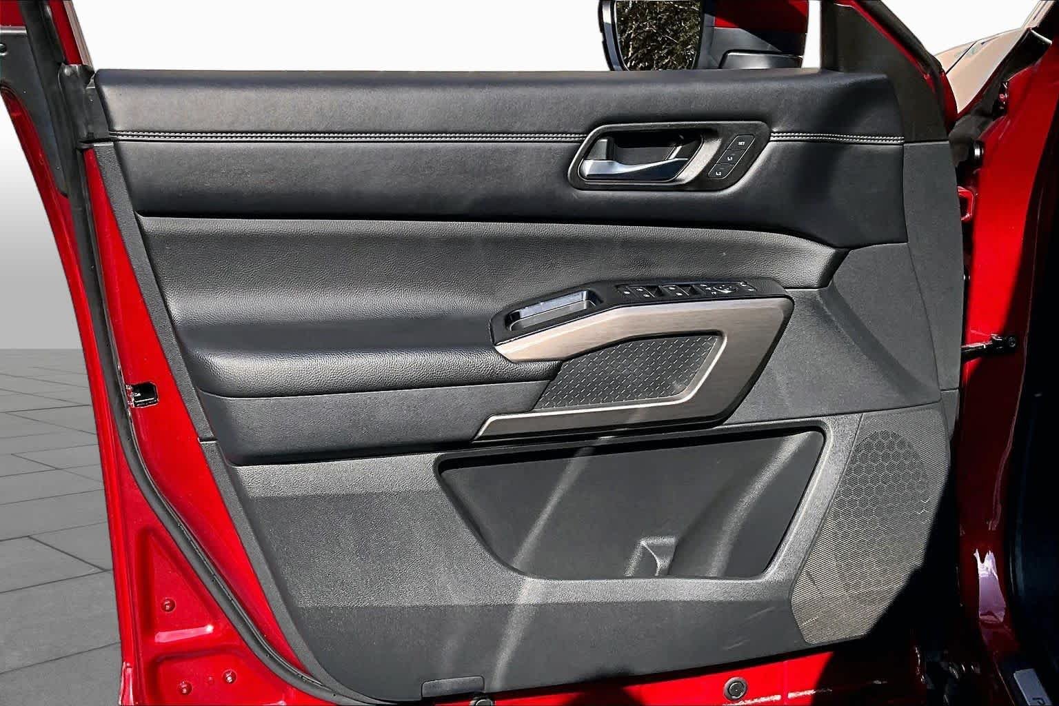 2023 Nissan Pathfinder Platinum - Photo 44