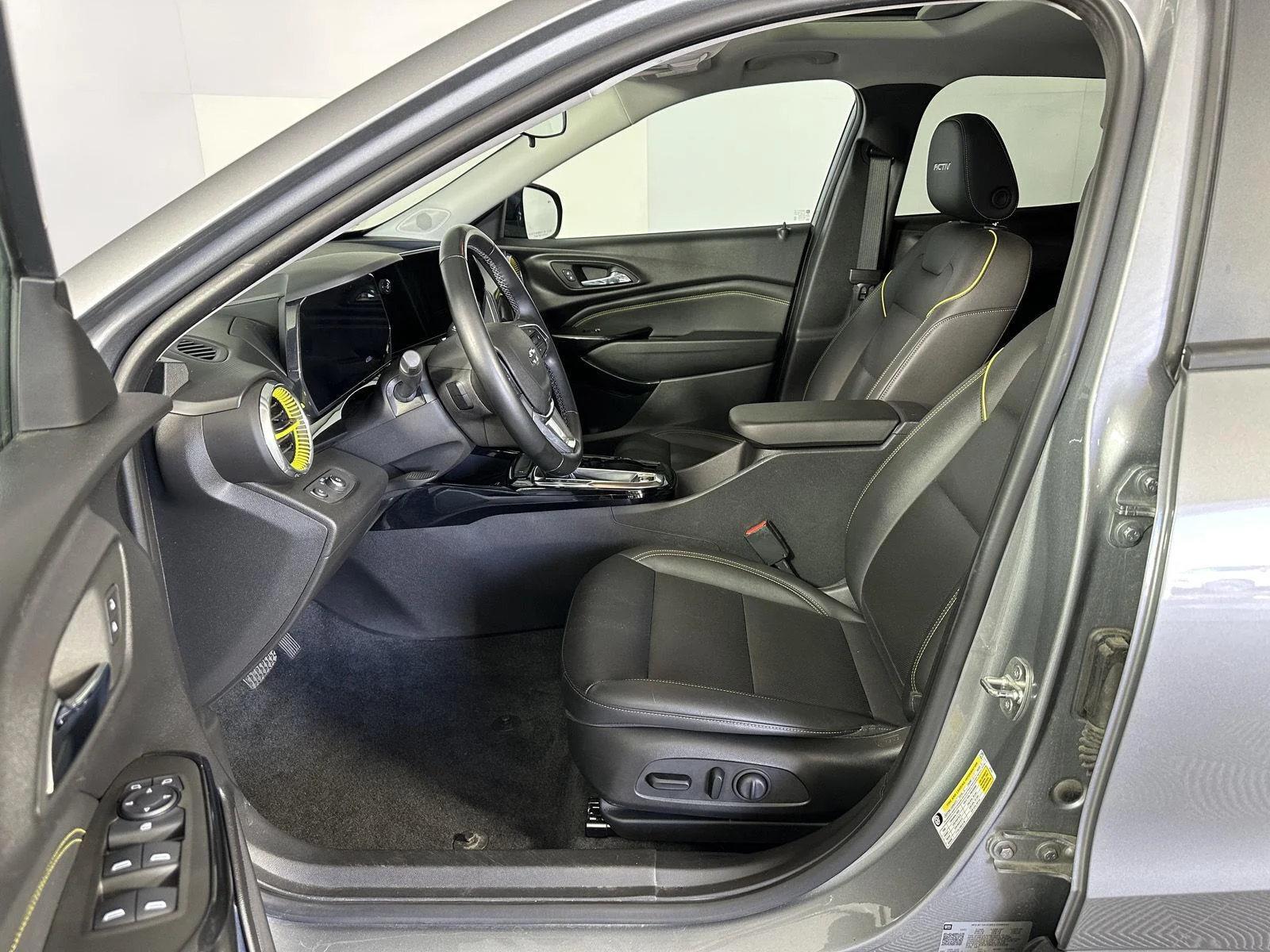 Used 2024 Sterling Gray Metallic Chevrolet ACTIV image 7