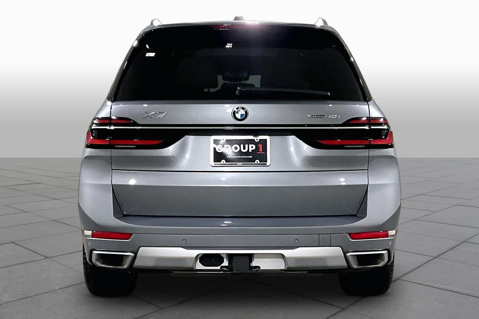 Certified Used 2023 Skyscraper Grey Metallic BMW xDrive40i image 4