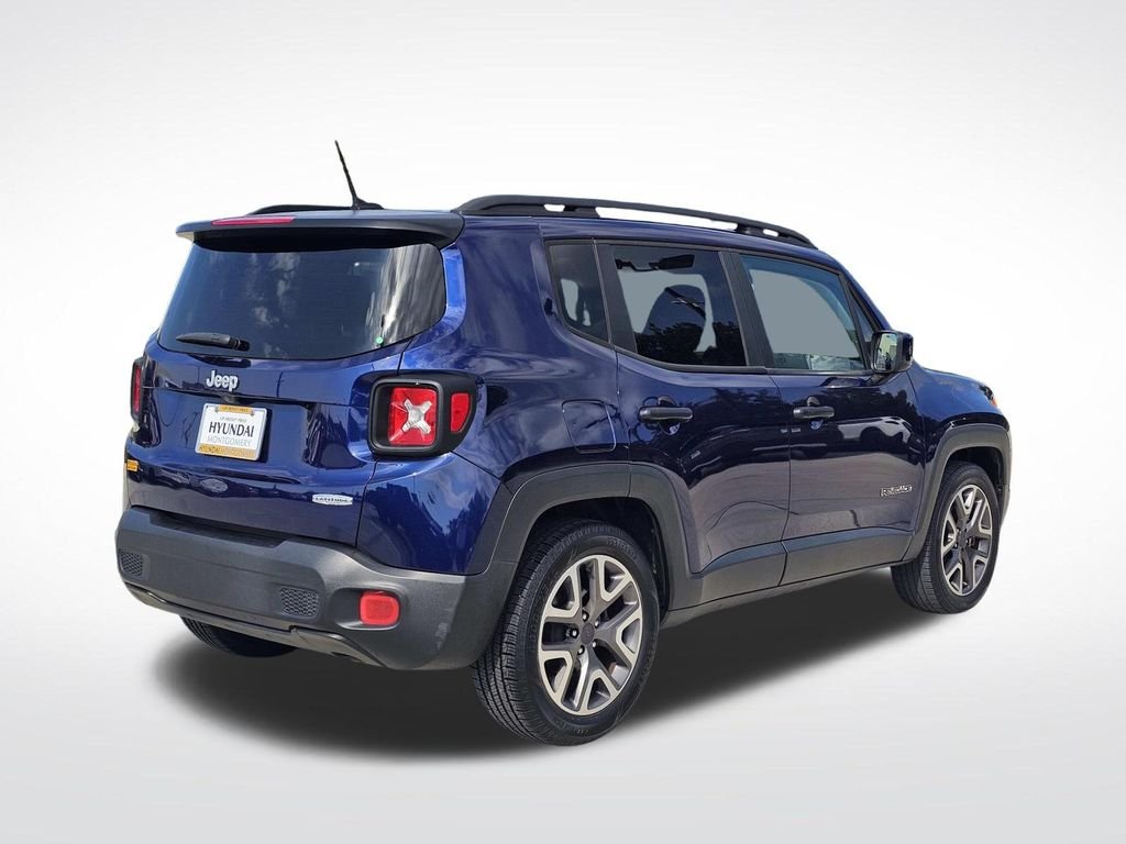 Used 2017 Blue Jeep Latitude image 17