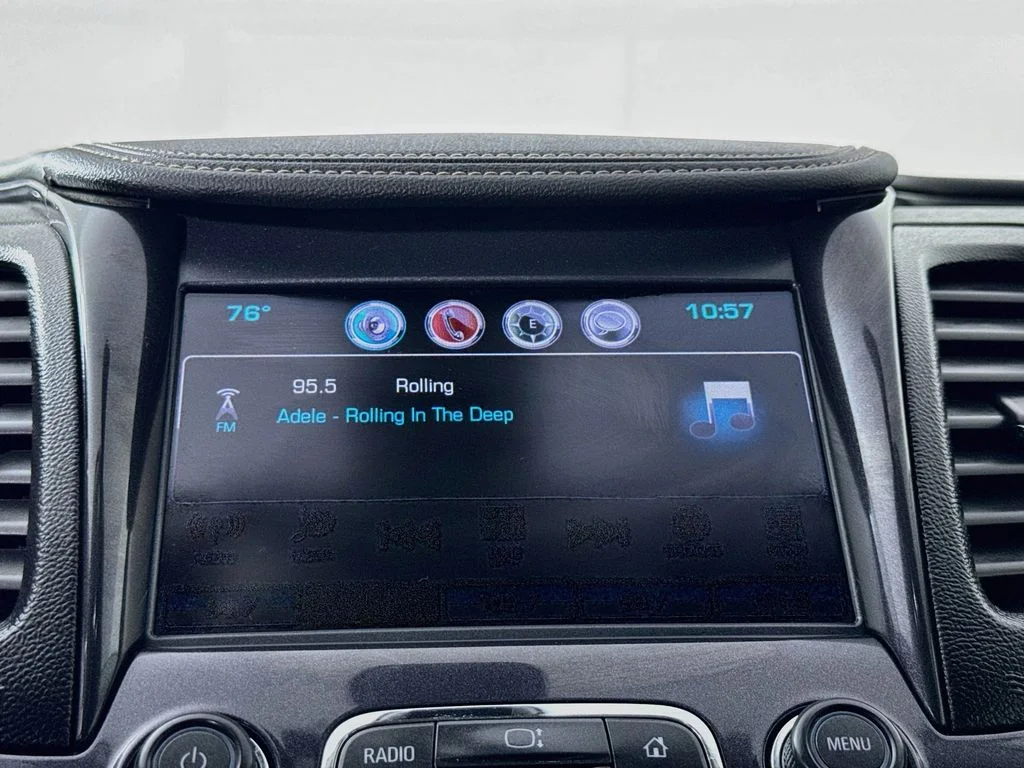 Used 2018 Blue Velvet Metallic Chevrolet LT image 17