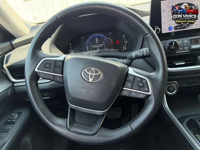 Used 2025 Black Toyota XLE image 14
