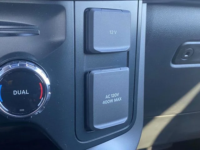 2025 Ford F-150 Lariat - Photo 23