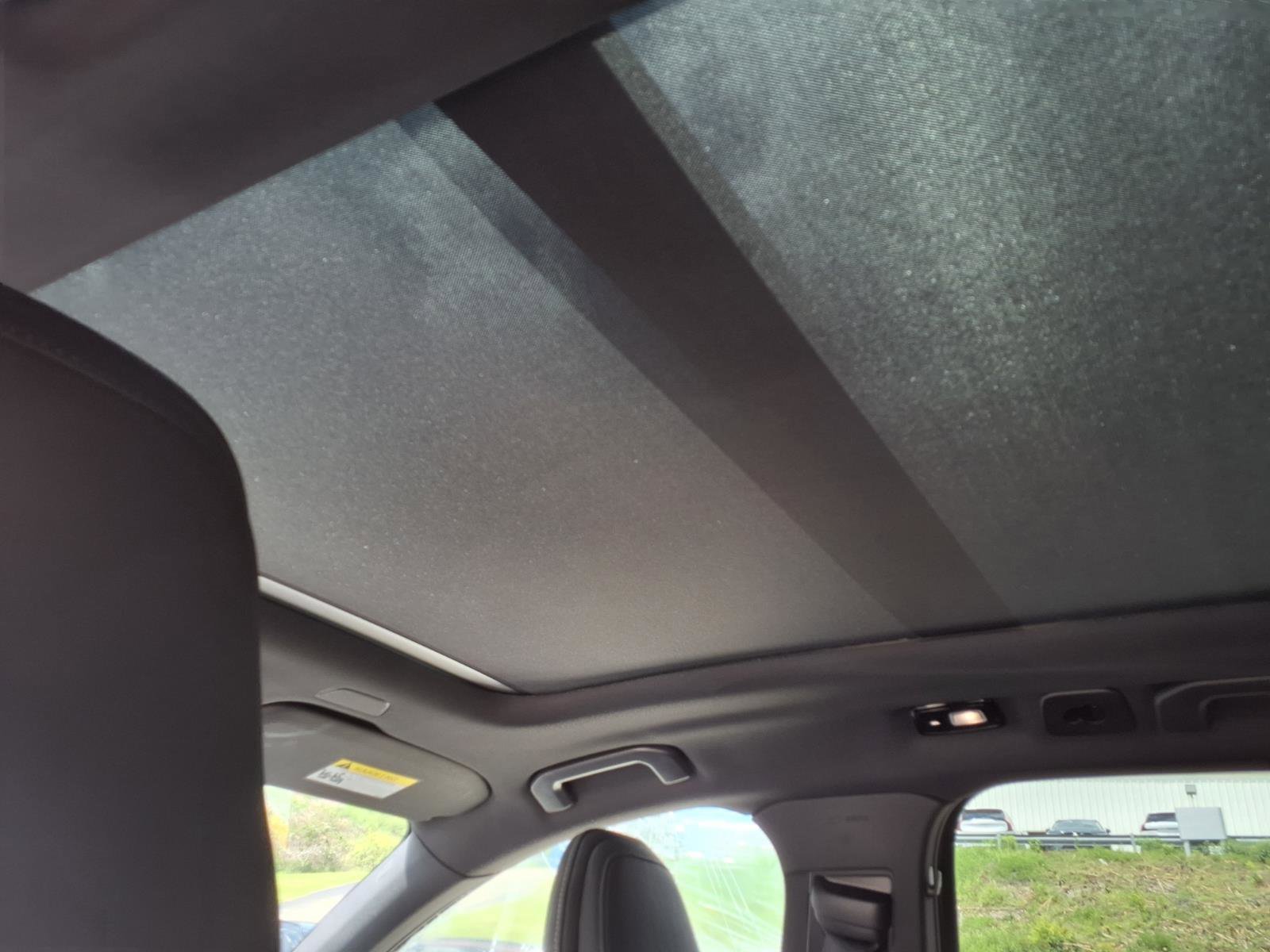 New 2026 Onyx Black Volvo Ultra image 8