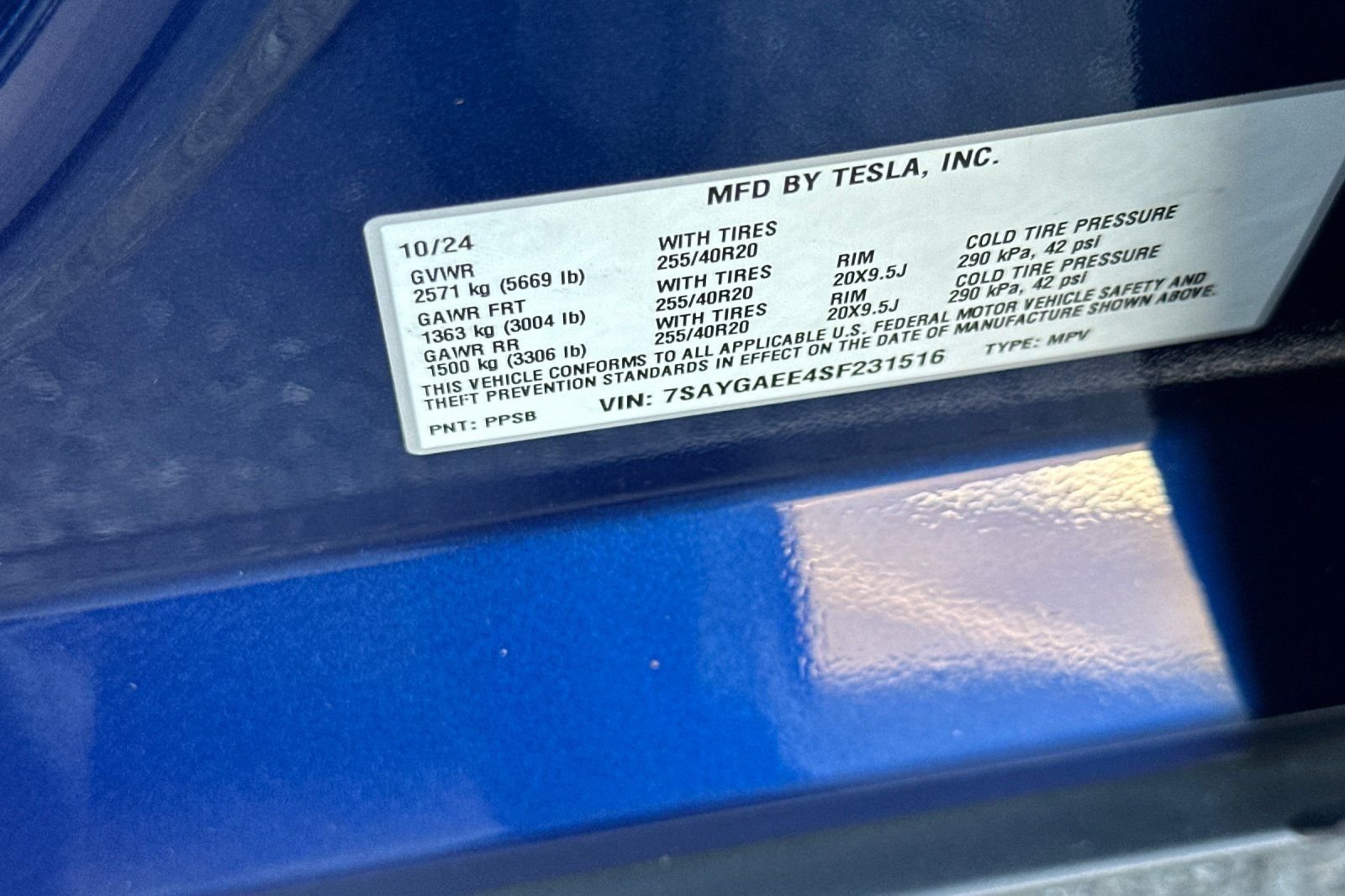 2025 Tesla Model Y Long Range - Photo 23