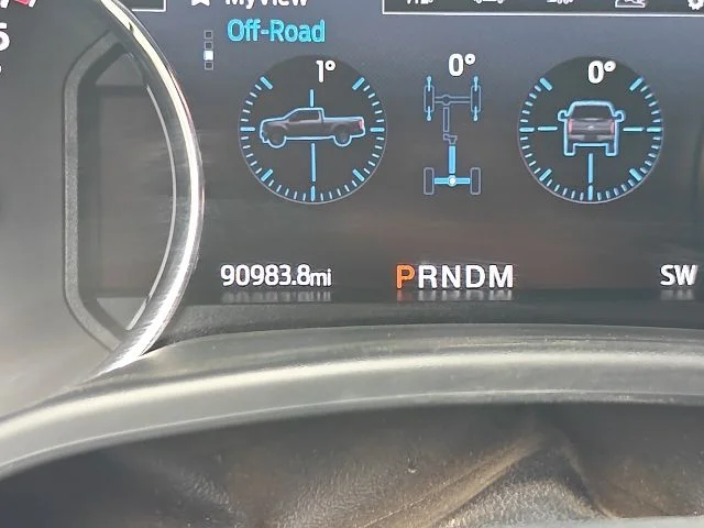 Used 2022 Blue Metallic Ford Lariat image 13