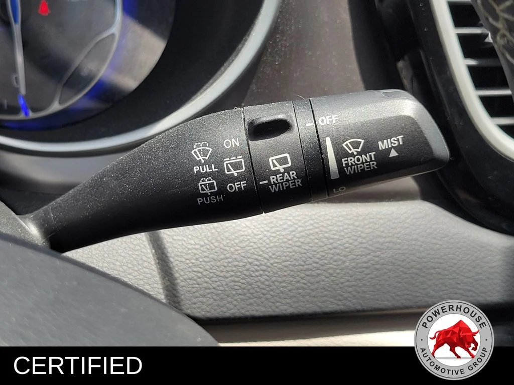Used 2022 White Chrysler Touring L image 31