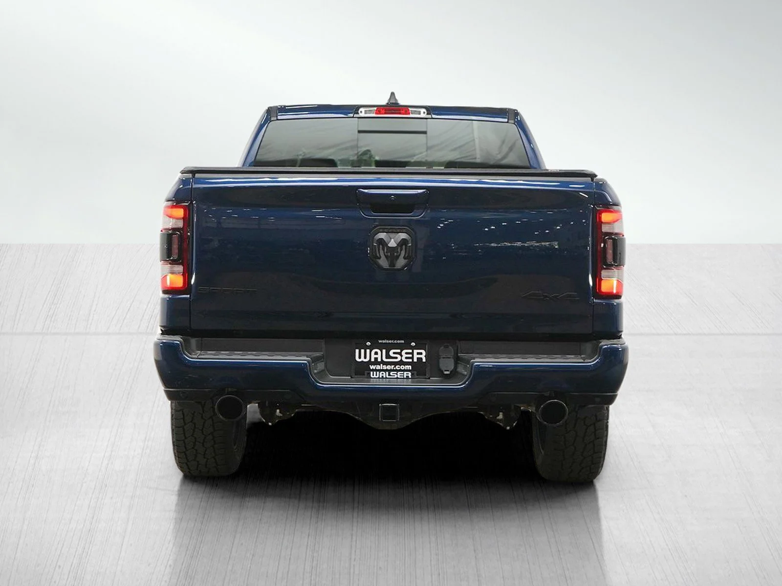 Used 2022 Patriot Blue Pearlcoat Ram Sport image 4