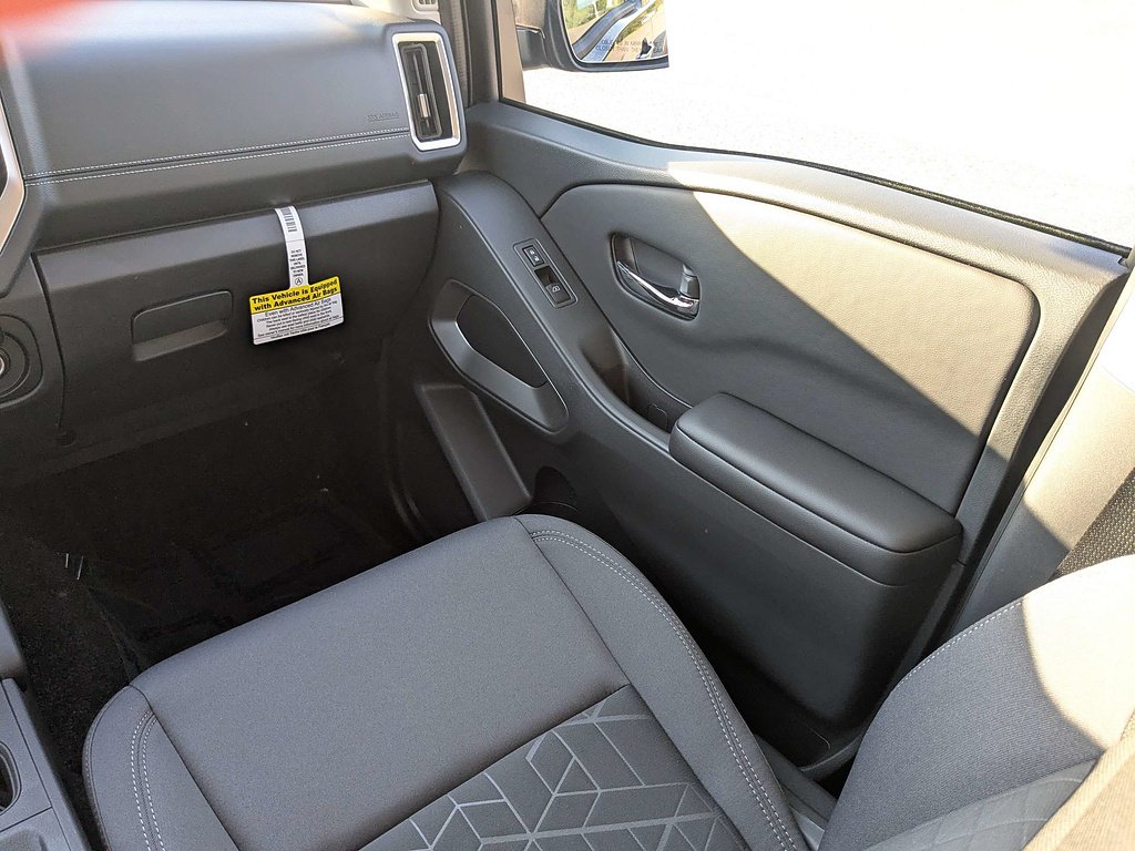 New 2026 Super Black Nissan Crew Cab SV image 17