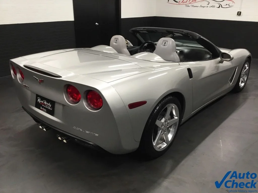 Used 2005 Silver Chevrolet Base image 11