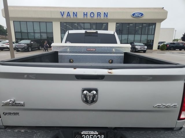 Used 2016 Bright Silver Clearcoat Metallic Ram Big Horn image 4