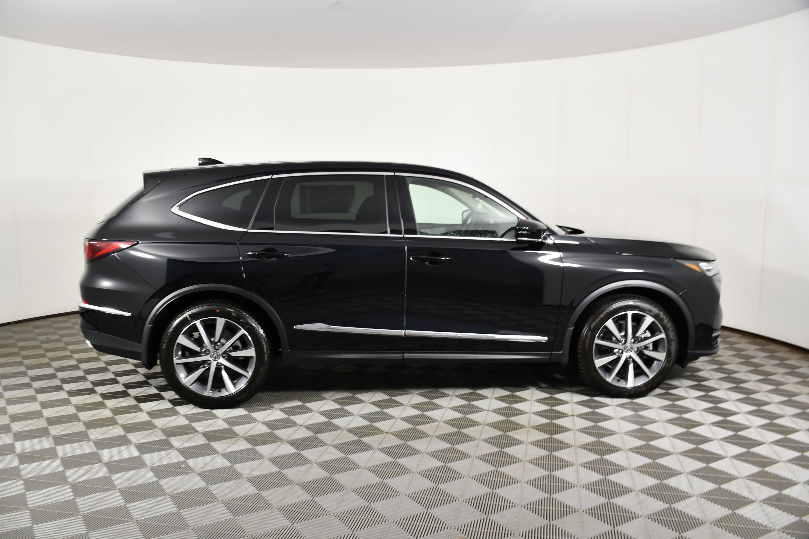 New 2026 Majestic Black Pearl Acura w/Technology Package image 5