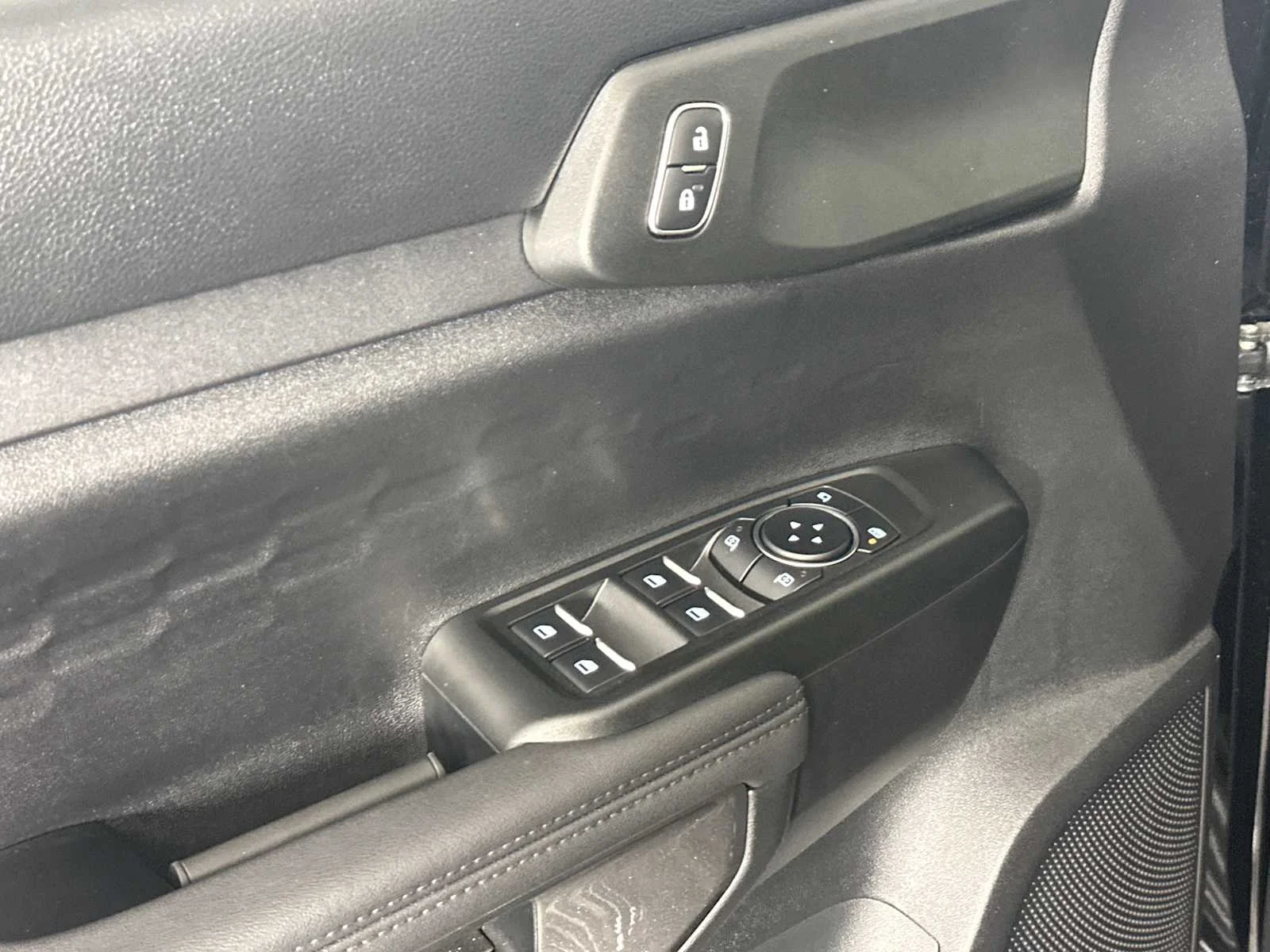 New 2025 Shadow Black Ford XLT image 12