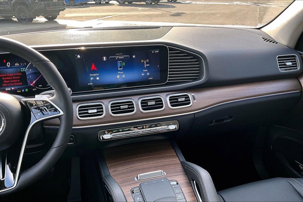 New 2026 Black Mercedes-Benz GLE 450 image 21