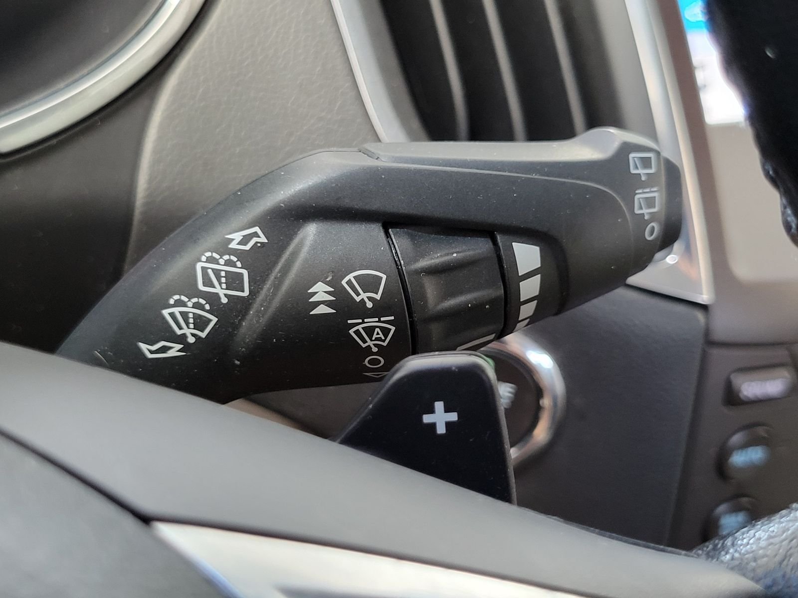 Used 2019 Red Ford Titanium image 18