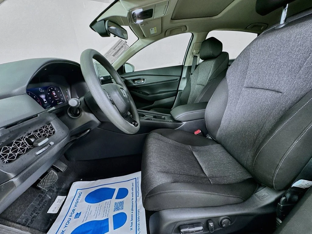New 2026 Platinum White Pearl Honda SE image 29