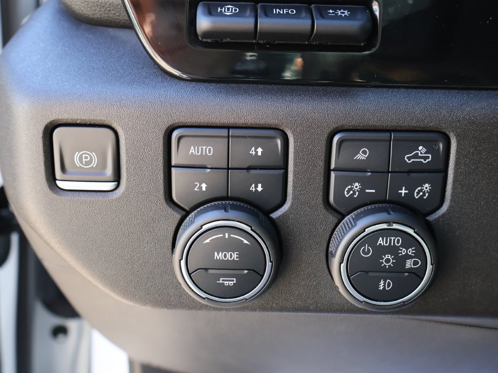 2023 Chevrolet Silverado 1500 LTZ - Photo 37