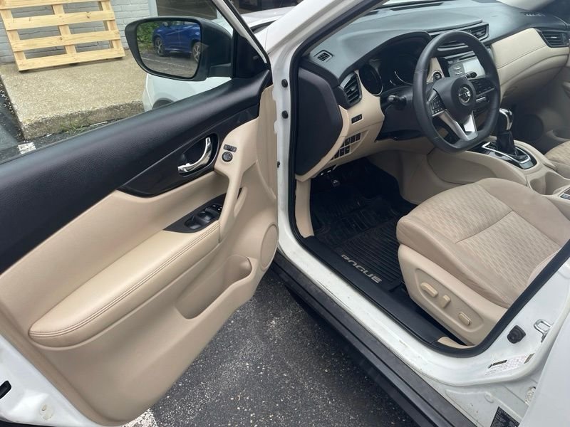 Used 2017 White Nissan SV image 7