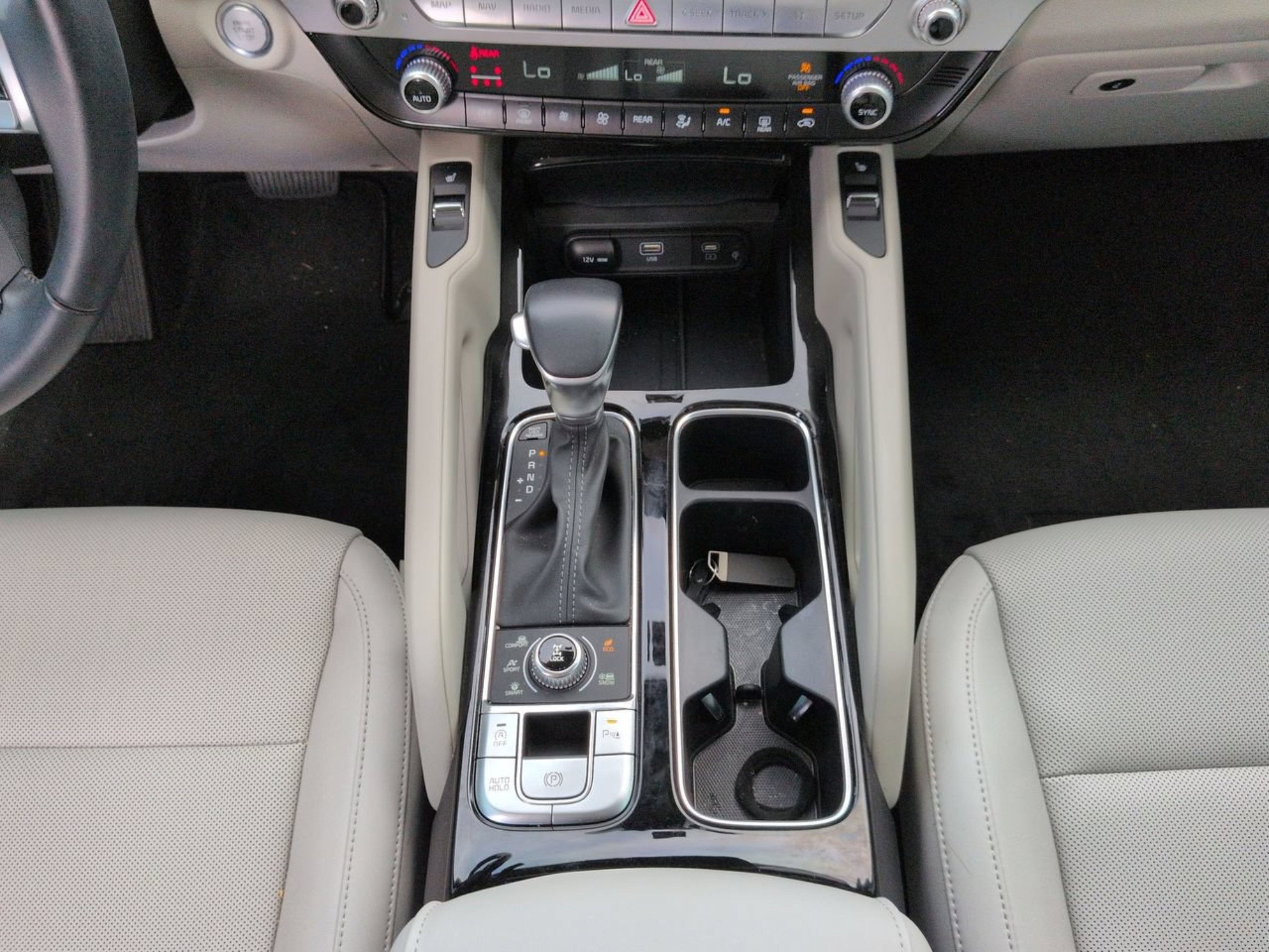 Certified Used 2025 Ebony Black Kia S image 18