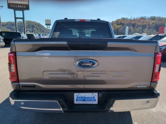 Used 2023 Stone Gray Metallic Ford XLT image 6