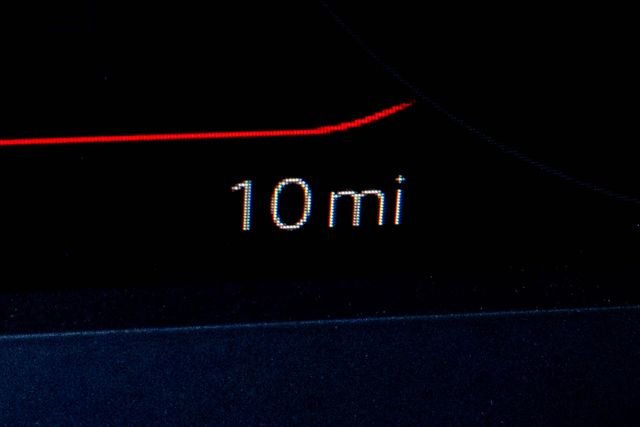 2025 Volkswagen Taos SEL - Photo 24