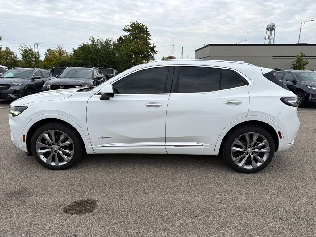 Used 2021 White Buick Avenir image 3