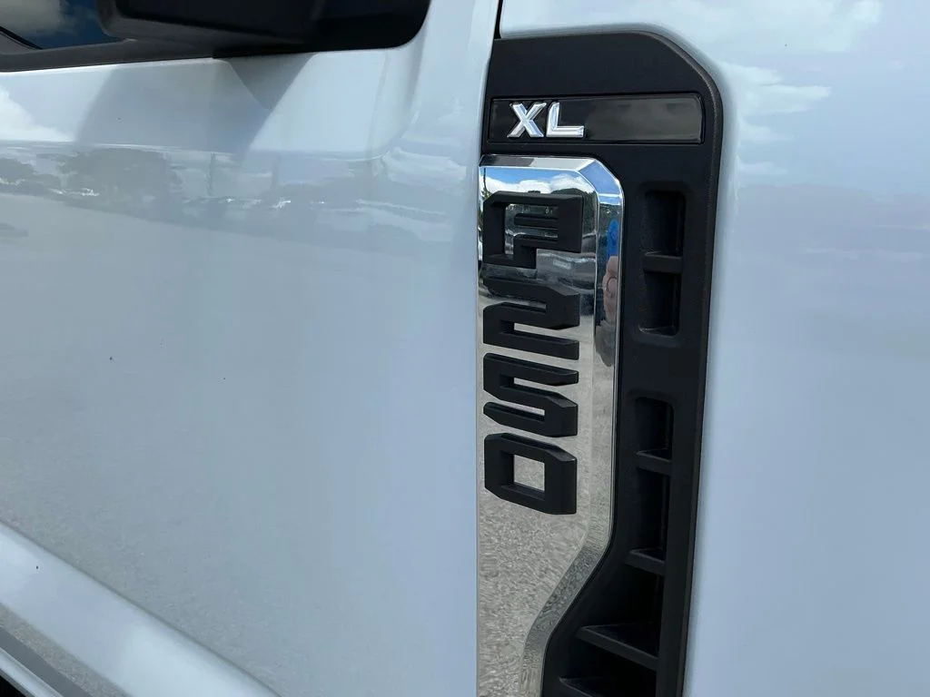 Used 2026 White Ford XL image 17