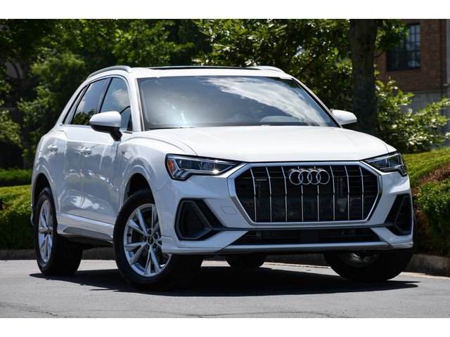 2025 Audi Q3 S line Premium
