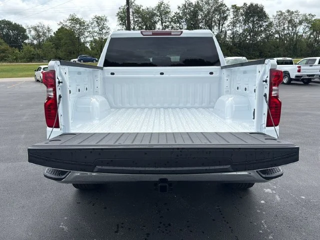 New 2026 Summit White Chevrolet LT image 15