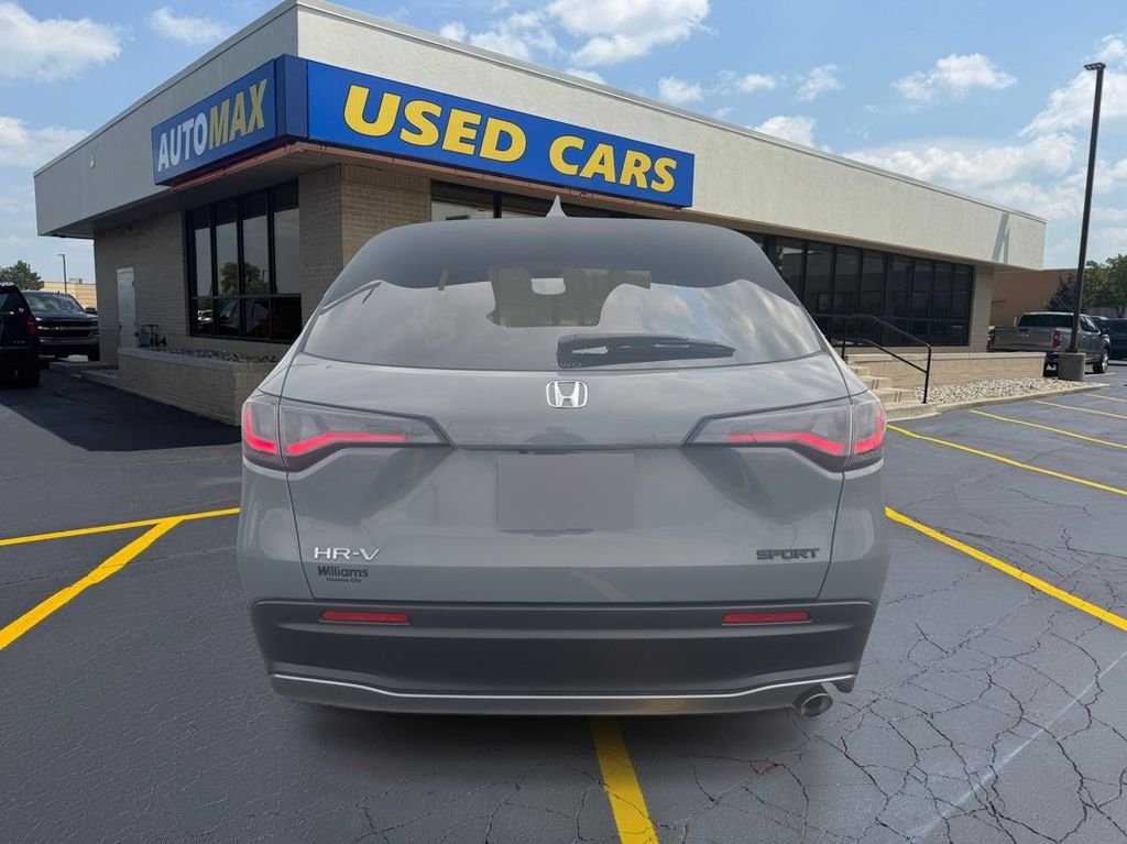 Used 2025 Urban Gray Pearl Honda Sport image 6