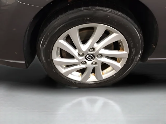 Used 2014 Gray Mazda Sport image 9