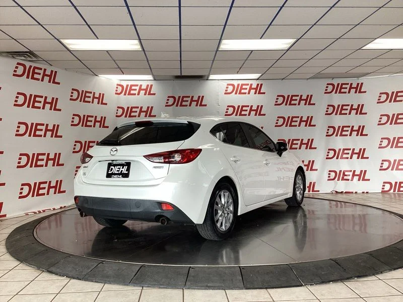 Used 2016 White Mazda i Grand Touring image 7