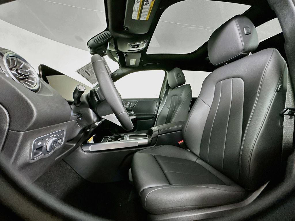 2026 Mercedes-Benz GLB GLB 250 - Photo 51