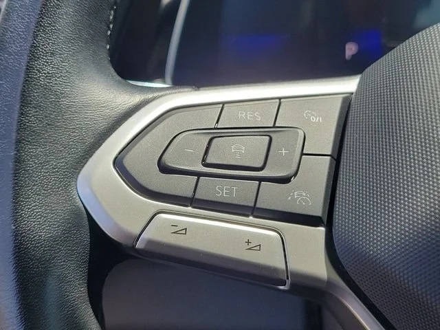 2024 Volkswagen Jetta SE - Photo 23