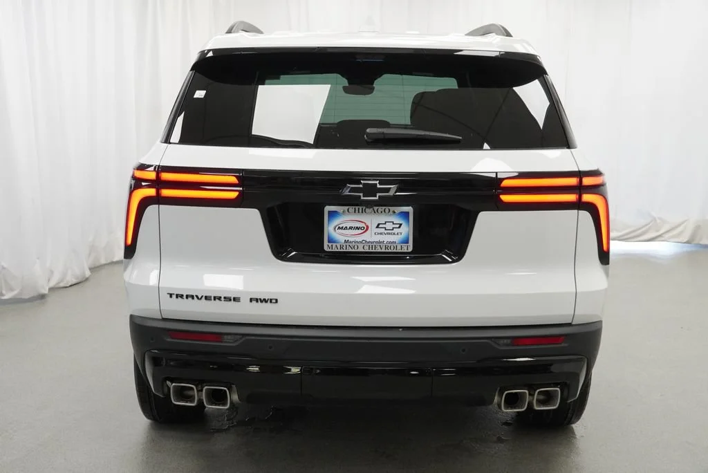 New 2027 Summit White Chevrolet LT image 36