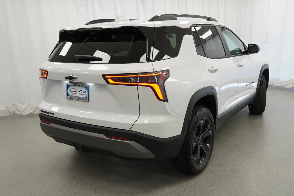 New 2027 Summit White Chevrolet LT image 2
