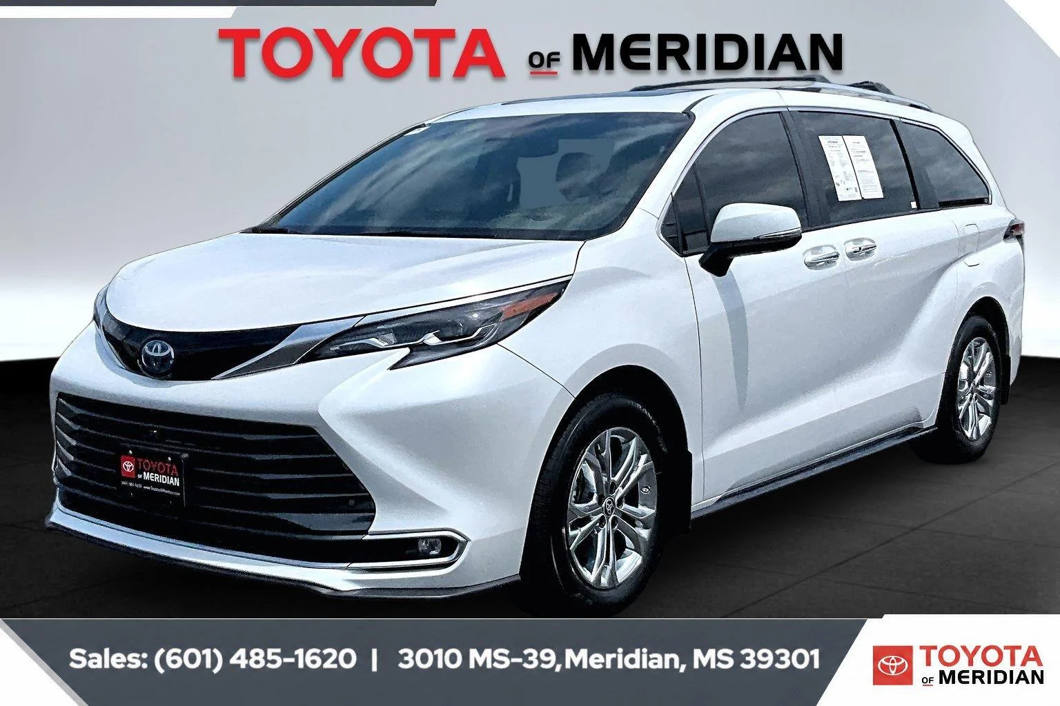 Used 2024 Windchill Pearl Toyota Platinum image 10