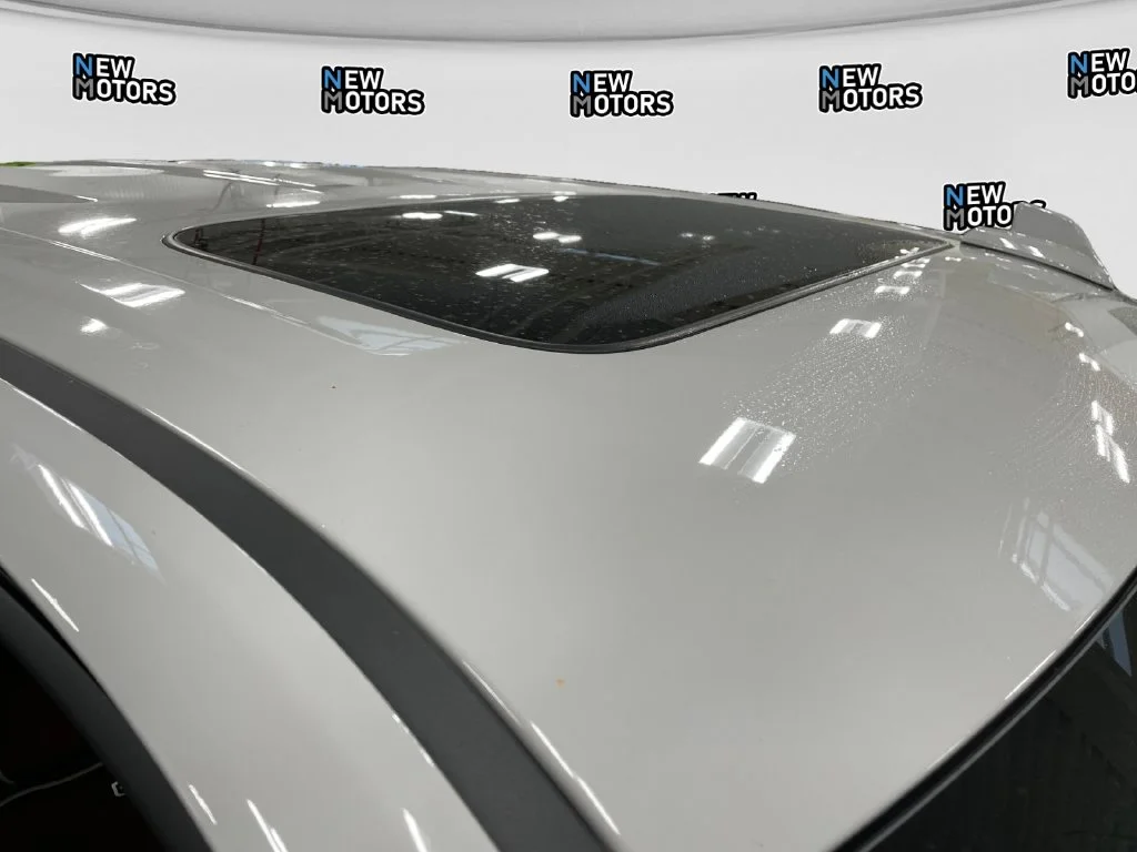 Used 2025 Titanium GMC Denali Ultimate image 16