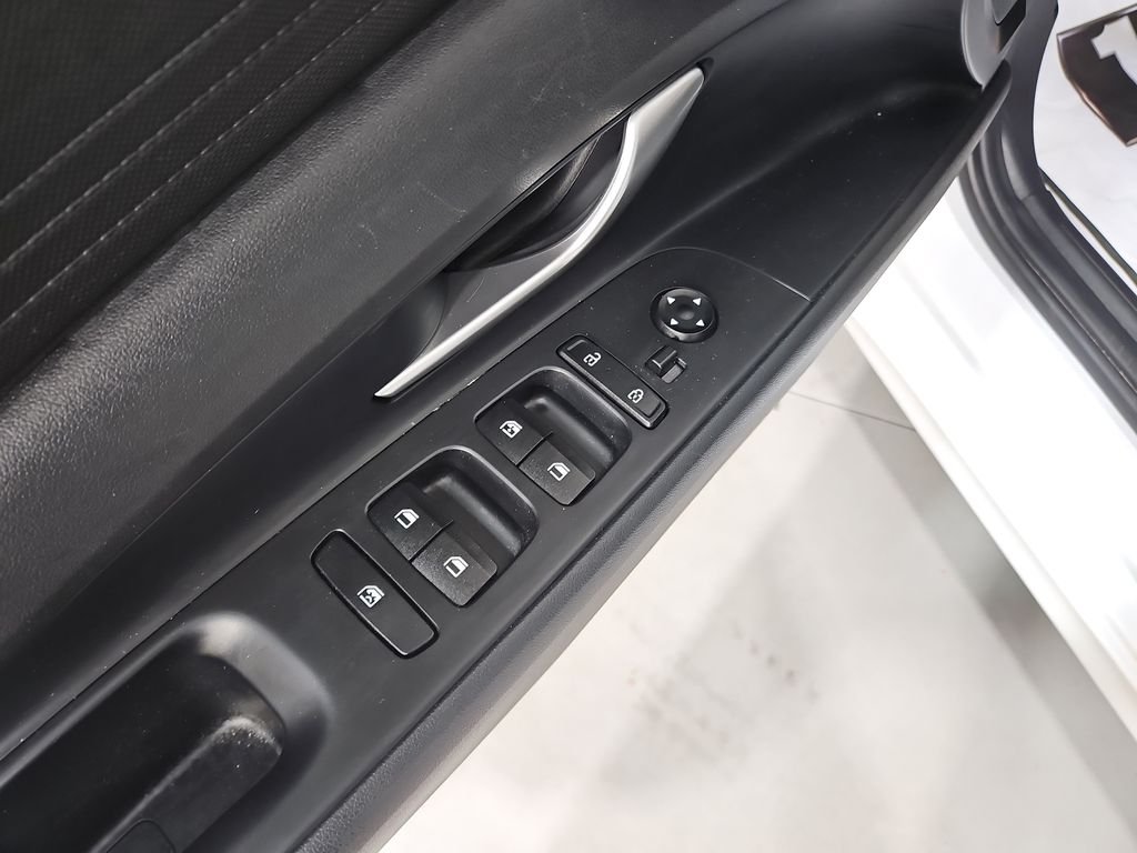 Certified Used 2025 White Hyundai Blue image 13