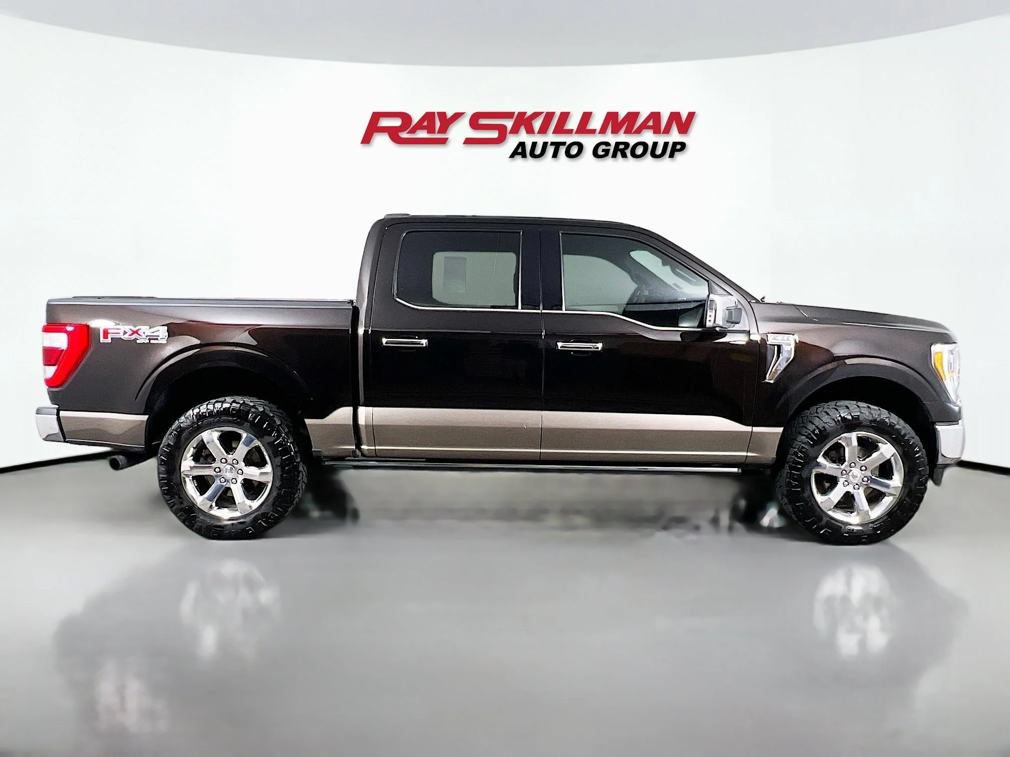 Used 2021 Kodiak Brown Metallic Ford LARIAT image 8